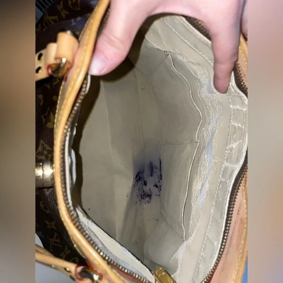 Louis Vuitton Boetie MM 🥳 - Picture 10 of 12